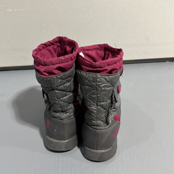 The North Face Waterproof Women’s Bootie - Picture 4 of 9